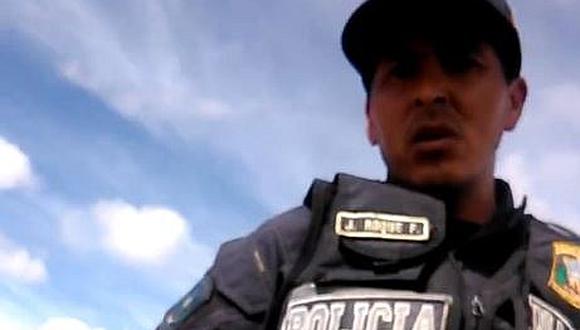 FACEBOOK: Policía agrede a conductor durante intervención [VIDEO]