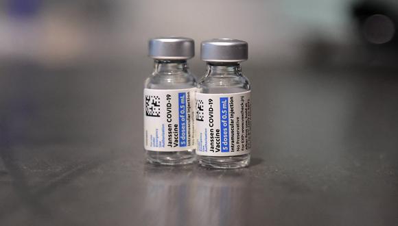 La vacuna de Johnson & Johnson, de una sola aplicación, debería contar con una dosis adicional necesaria para lograr la vacunación completa. (Foto: Frederic J. BROWN / AFP)