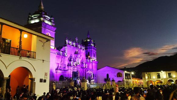 La Semana Santa congrega cientos de visitantes en Ayacucho