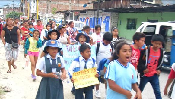 Chanchamayo: Alumnos y padres de familia marchan pidiendo reinicio de clases (VIDEO)
