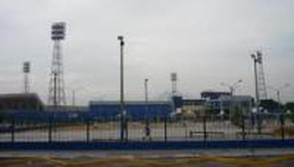 Trujillo Mejorarán iluminación del Complejo Mansiche por Mundial de