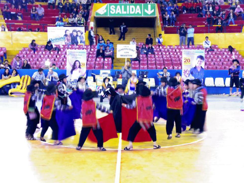Escolares con talento en danzas (Fotos)