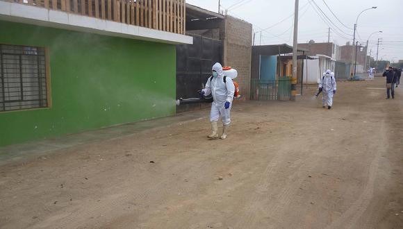 ​COVID-19: Inician fumigación de viviendas en Pueblo Nuevo