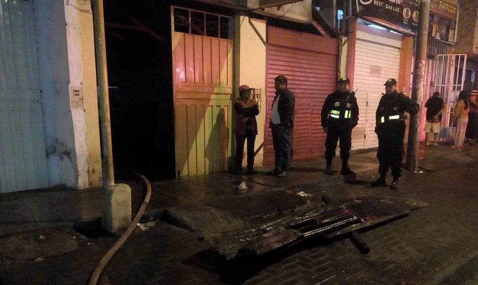 Incendio por cortocircuito ocasiona daños en restaurante del distrito Albarracín