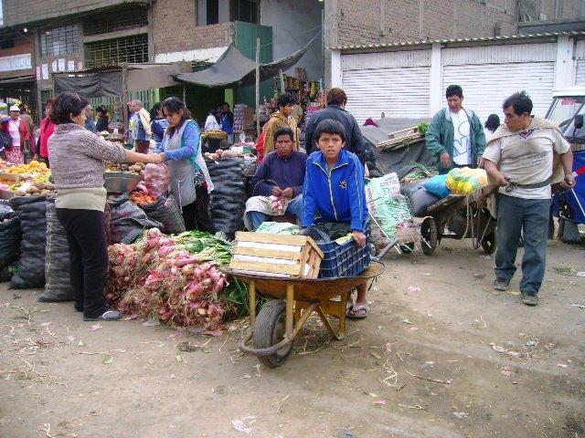 Minsa declara en emergencia mercado La Hermelinda
