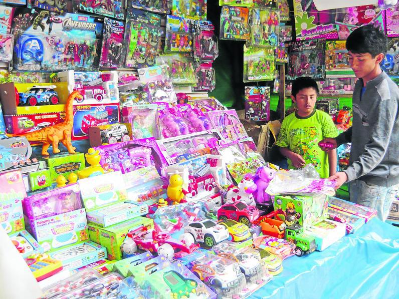 A regalar juguetes sanos y didácticos