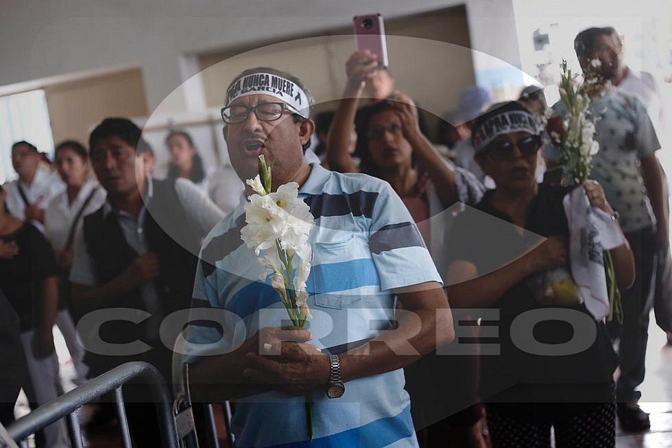 Alan García: Restos de expresidente fueron cremados en cementerio de Huachipa (VIDEOS y FOTOS)