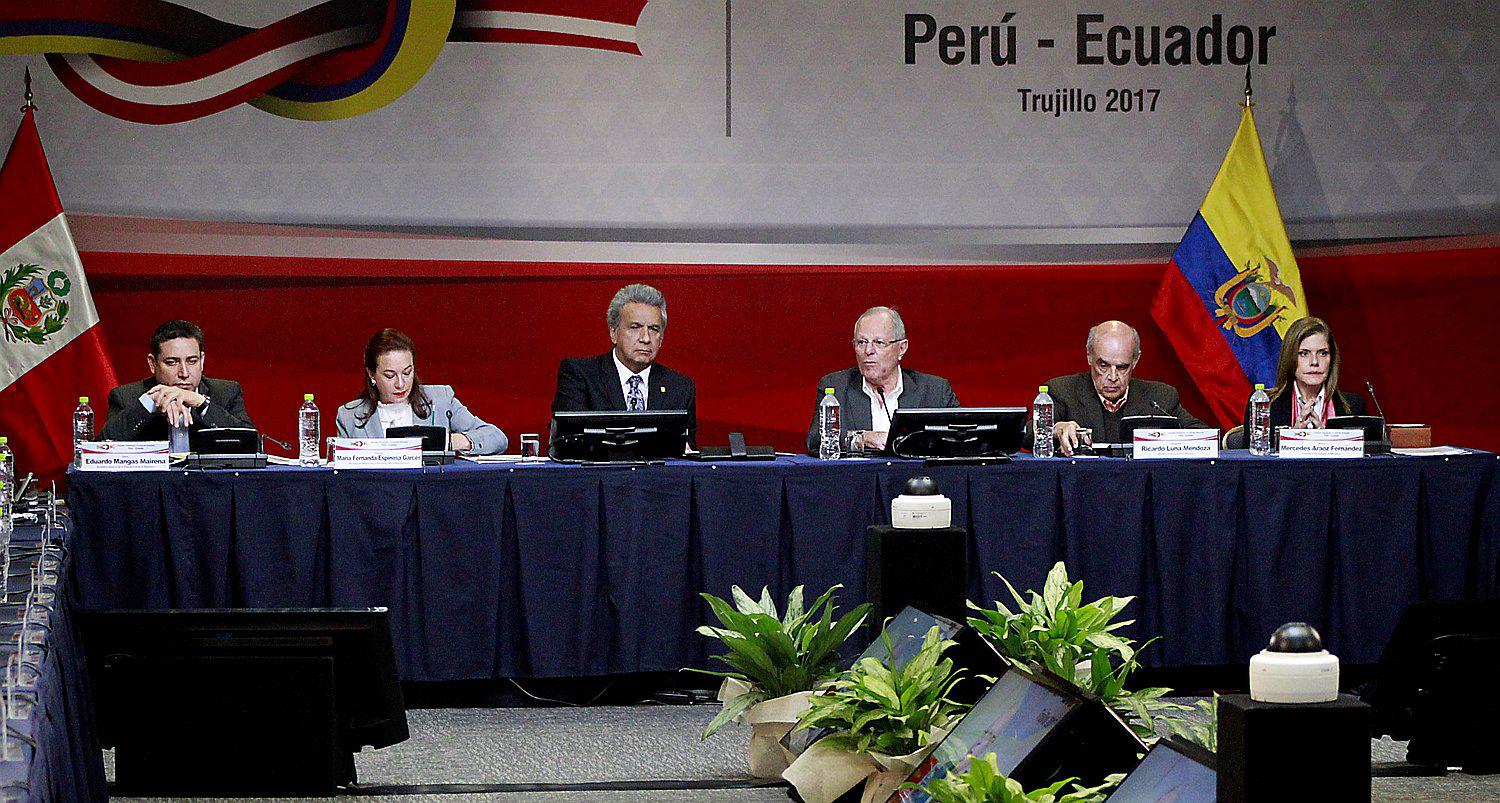 Pedro Pablo Kuczynski y Lenín Moreno participan en Encuentro Presidencial y XI Gabinete Binacional (VIDEO)