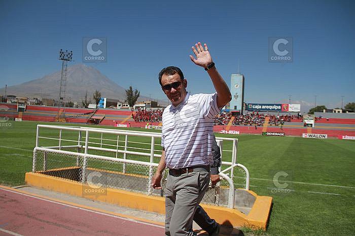 FBC Melgar: Juan Reynoso se despide entre lágrimas (VIDEO)