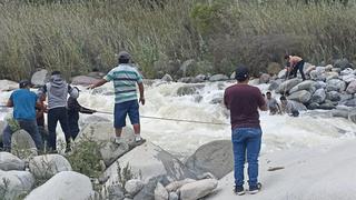 Docente pierde la vida ahogado cuando cruzaba río con oroya para ir a su institución educativa en Huancavelica