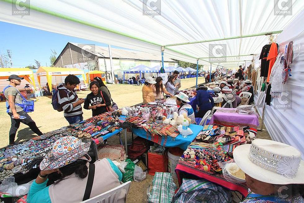 Caylloma ofrece sus productos y tradiciones en "Festicolca" (FOTOS)