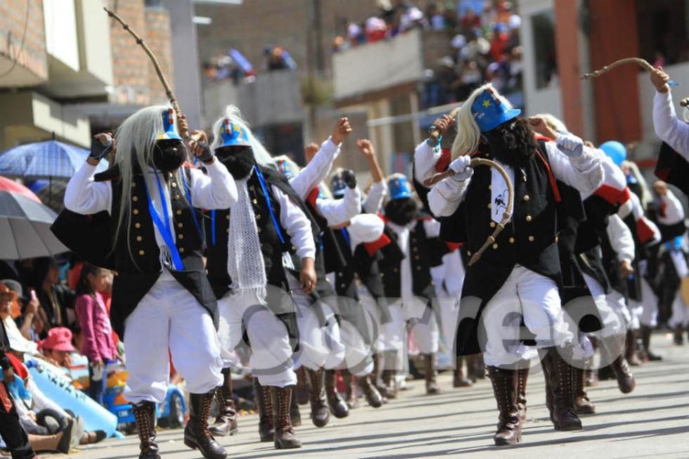 Chinchilpos y gamonales celebran fallo de La Haya con desfile (FOTOS)