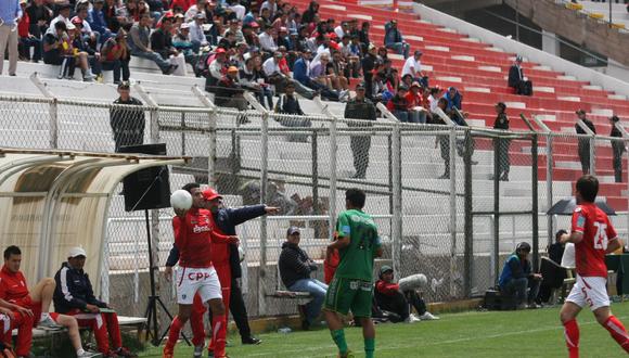 Abuchean a jugadores del Cienciano por derrota ante Sport Huancayo