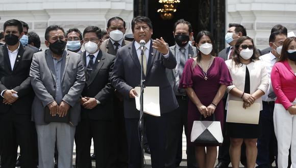 La bancada de Perú Libre llegó al poder con 37 integrantes, sin embargo, hoy ese grupo se ha reducido a 16 miembros. (Foto: El Comercio)
