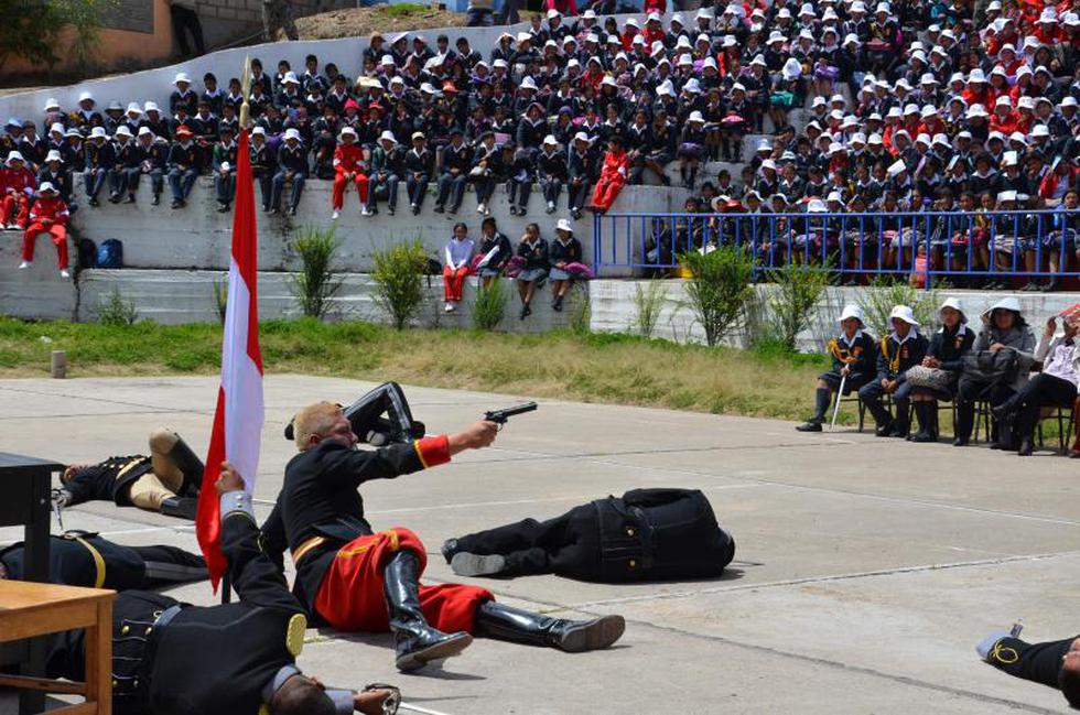Ejército Peruano escenifica la Batalla de Arica (FOTOS)