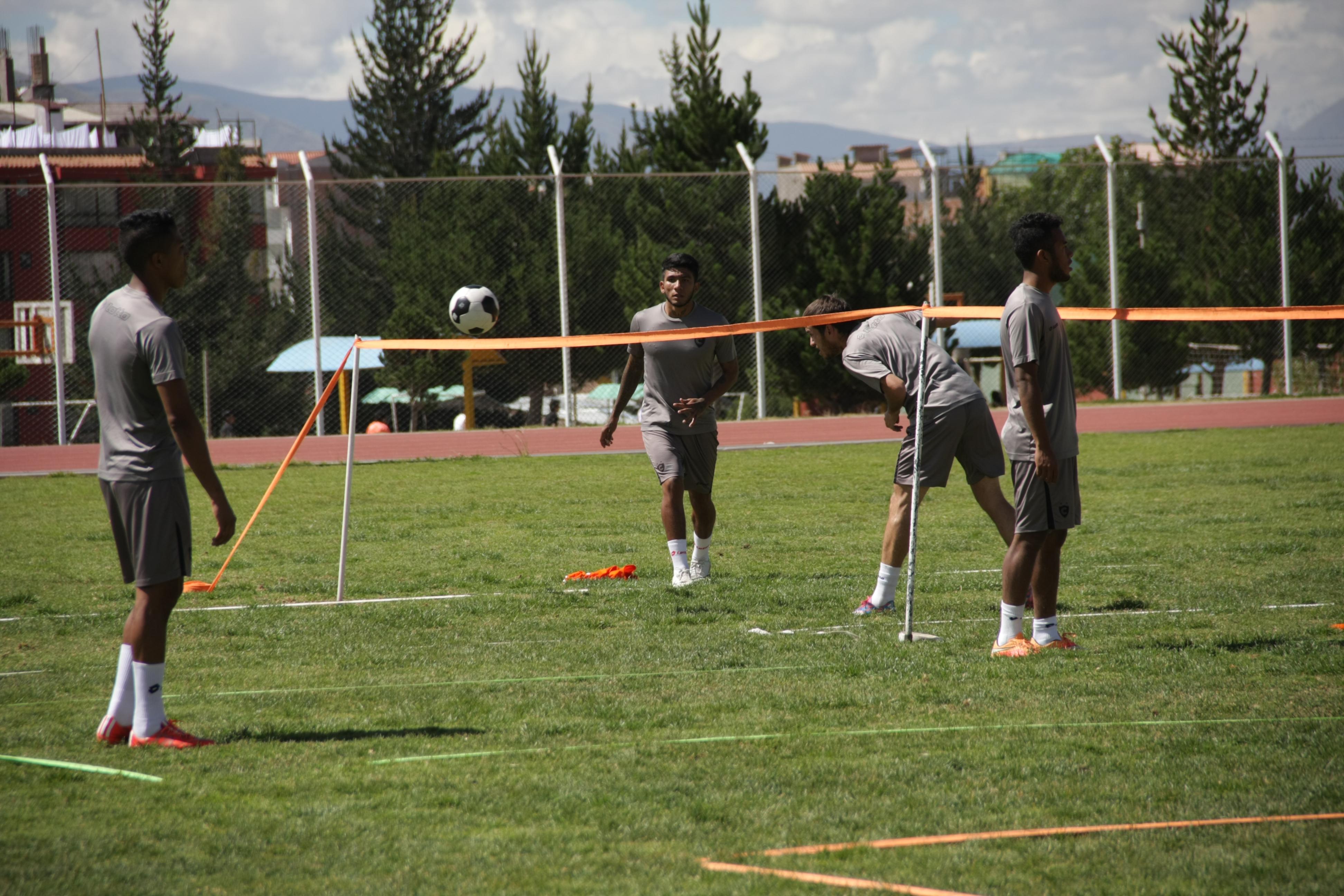 Cienciano trabaja a doble horario para el Torneo Apertura 