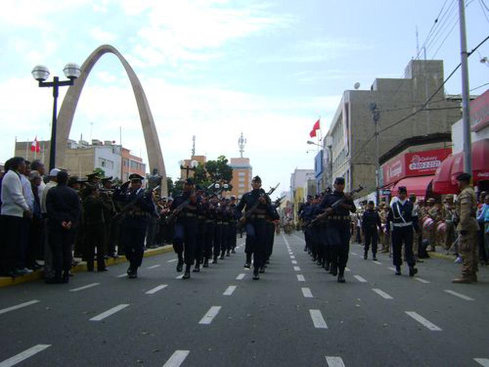 Imágenes del homenaje a Miguel Grau en Tacna