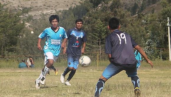 Arrancan los partidos de la liga distrital de fútbol de Carmen Alto