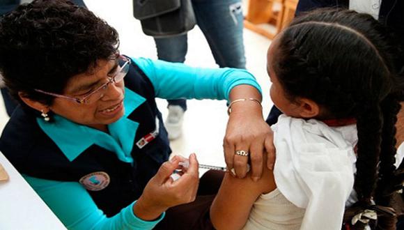 Aplicaron más de 660 mil dosis de vacunas contra el sarampión en Perú