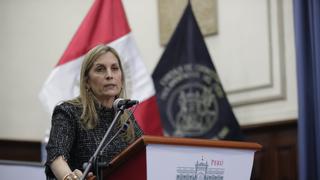 María del Carmen Alva sobre condecoración a Merino: “Es por ser expresidente del Congreso”