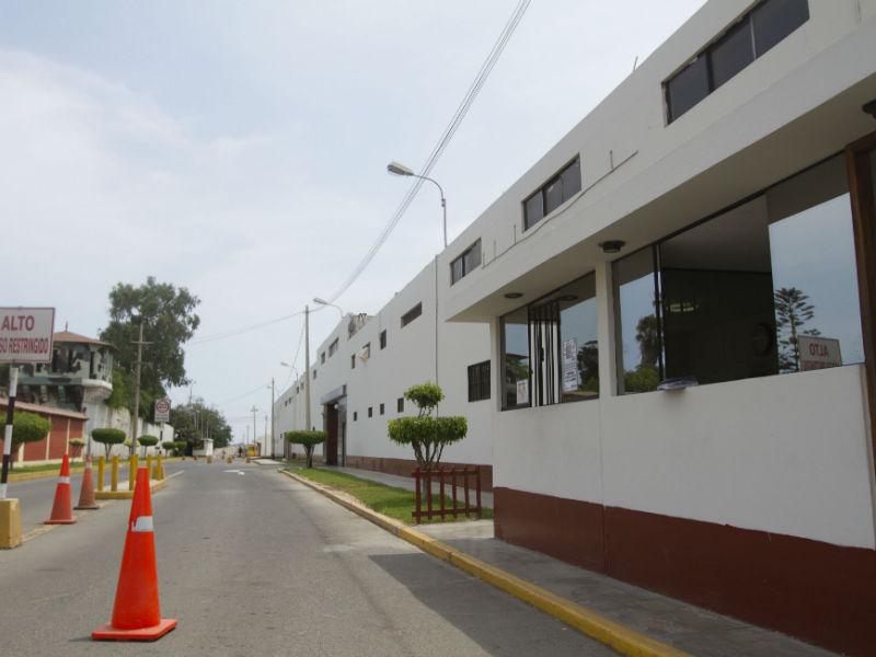 Denuncian infiltración de agentes de la DINI en San Isidro pero PCM lo niega