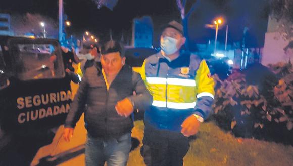 Efectivos policiales y serenos detienen a agresores en viviendas de Nuevo Chimbote y Santa.