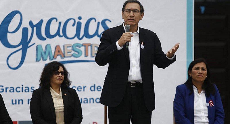 Martín Vizcarra destaca importancia de labor de los docentes para mejorar educación en el país (VIDEO)