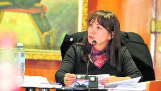Piden suspensión de regidora de Huancayo, Melissa Huayhua  por cuarta vez