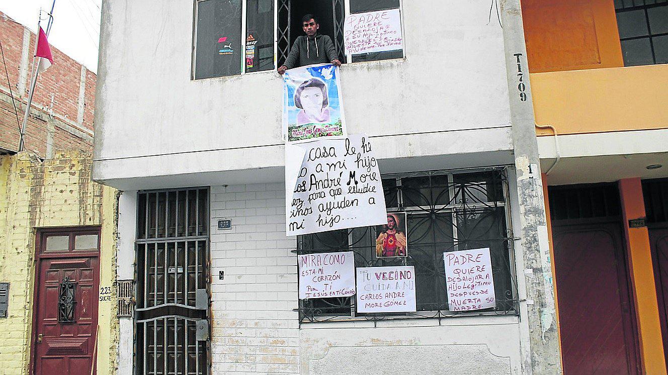 Joven se atrinchera en su vivienda para no ser desalojado por su padre