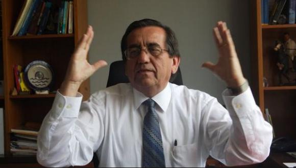 Julio Guzmán: Piden a Fiscalía investigarlo por espionaje telefónico