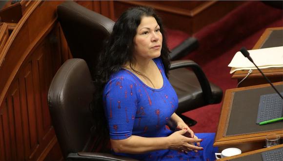 Yesenia Ponce afirma que el sueldo que gana como congresista "es muy poco" (VIDEO)