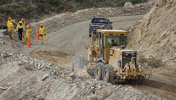 Sanción a empresa que construye vía Tacna - Collpa no paralizará obra