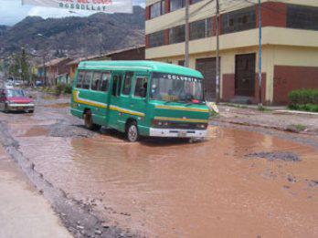 Avenida Agustín Gamarra, una pesadilla para los conductores