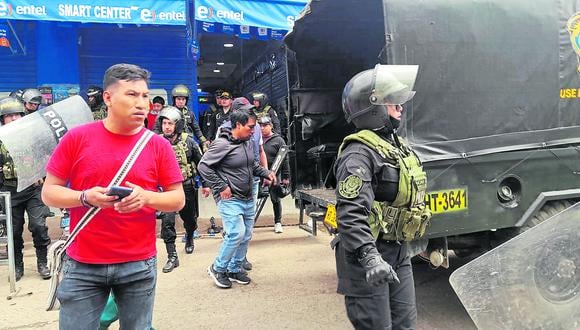 Siguen faltando a la ley en jirón Andaluz de Huancayo
