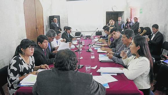 Consejeros de Arequipa gastaron en 5 meses S/. 44 mil 623 solo en viáticos