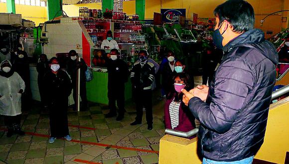 Comerciantes se resisten a liberar pasadizos y tragaluz del mercado Modelo de Huancayo