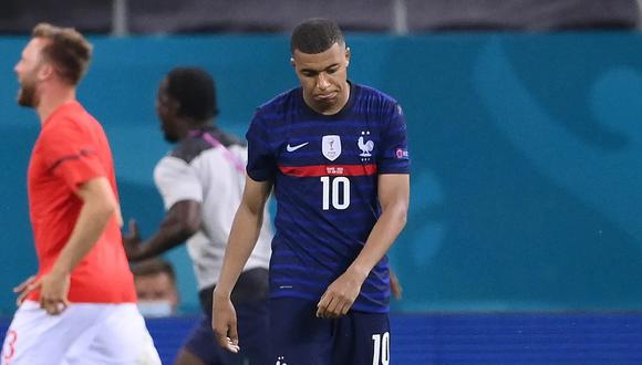 Kylian Mbappé quería dejar la selección por racismo y no por el penal que falló. (Foto: EFE)