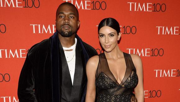 Kanye West aseguró que ha “estado tratando de divorciarse” de Kim Kardashian porque le fue infiel. (Foto: EFE)