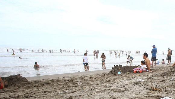 Un adulto y un adolescente fallecen ahogados en playas de Mollendo