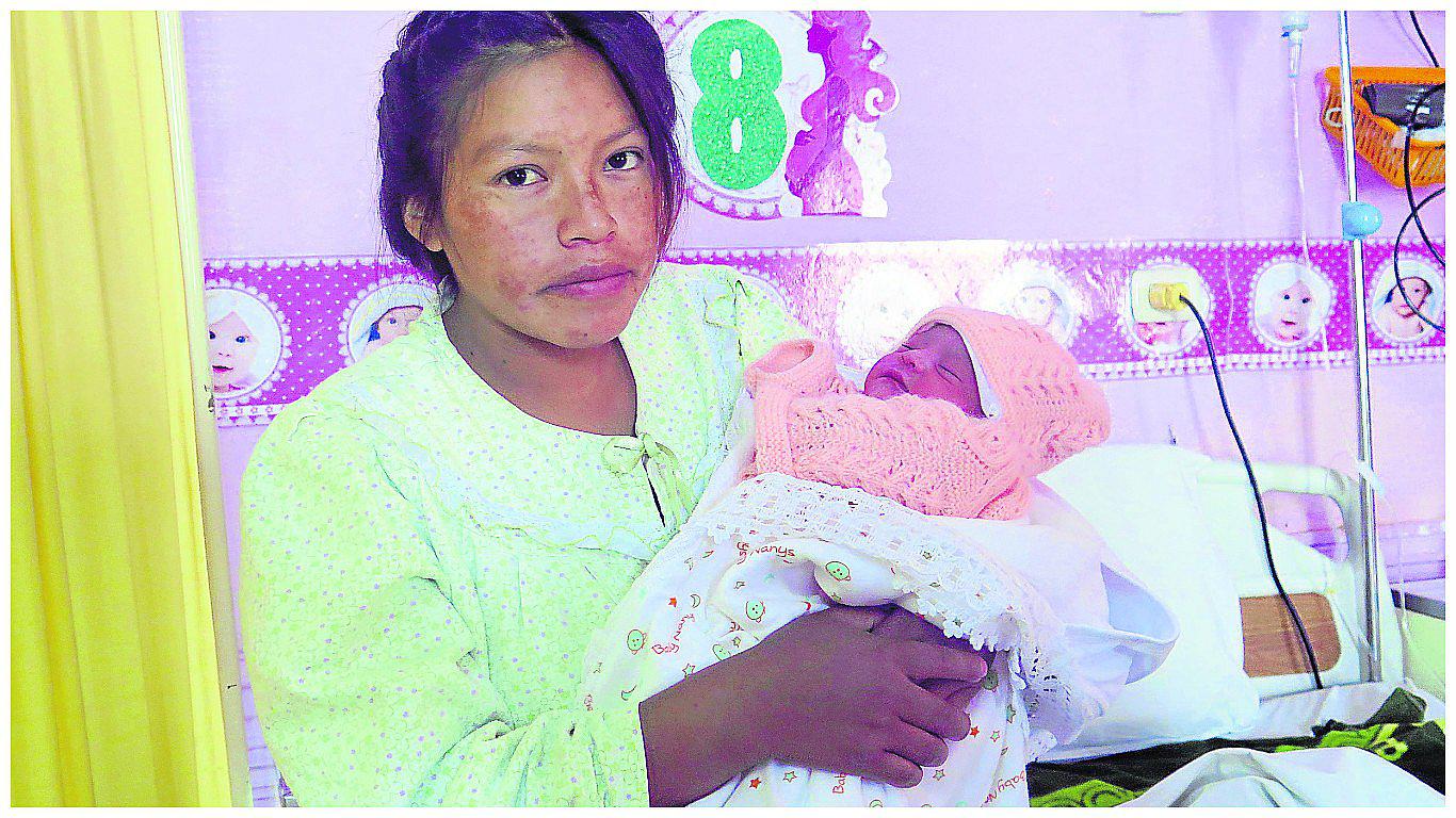 ​Yarumi es la primera bebé del año 2017 