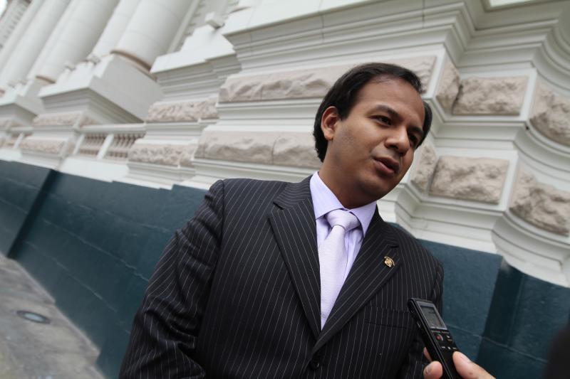 Díaz Dios "cuadra" al fiscal de la Nación por denuncia de terrorista