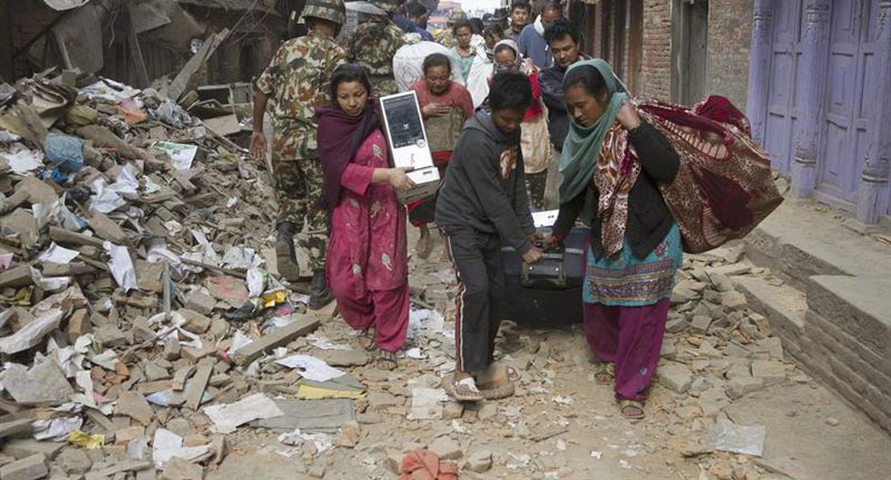 OMS entrega a hospitales de Nepal equipos sanitarios para 40.000 personas