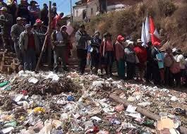 Salud pública en riesgo por botadero de Haquira