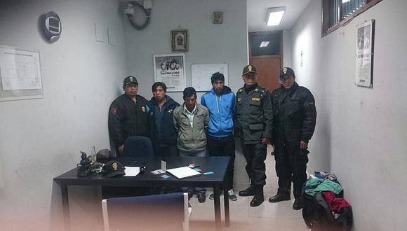 Policiales: Detienen a taxista y dos ayacuchanos que trasladaban 32 kilogramos de cocaína