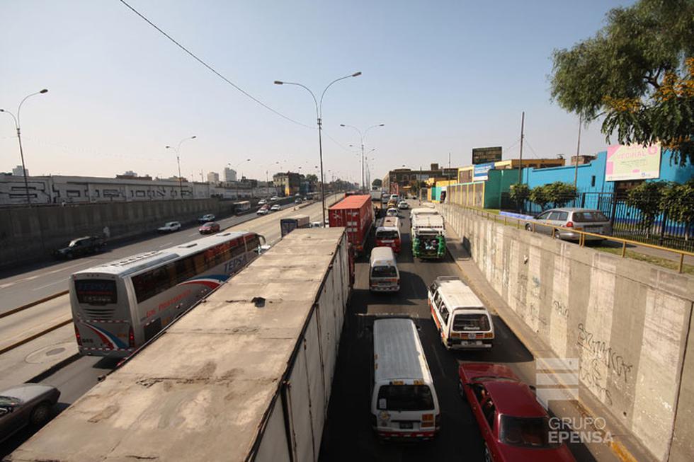 Fotos: Cierre del puente Universitaria provocó caos vehicular