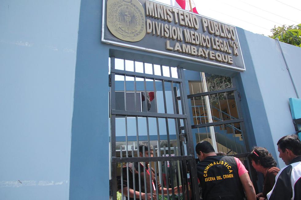 Chofer ebrio atropella y mata a anciano que salió de su casa a botar la basura