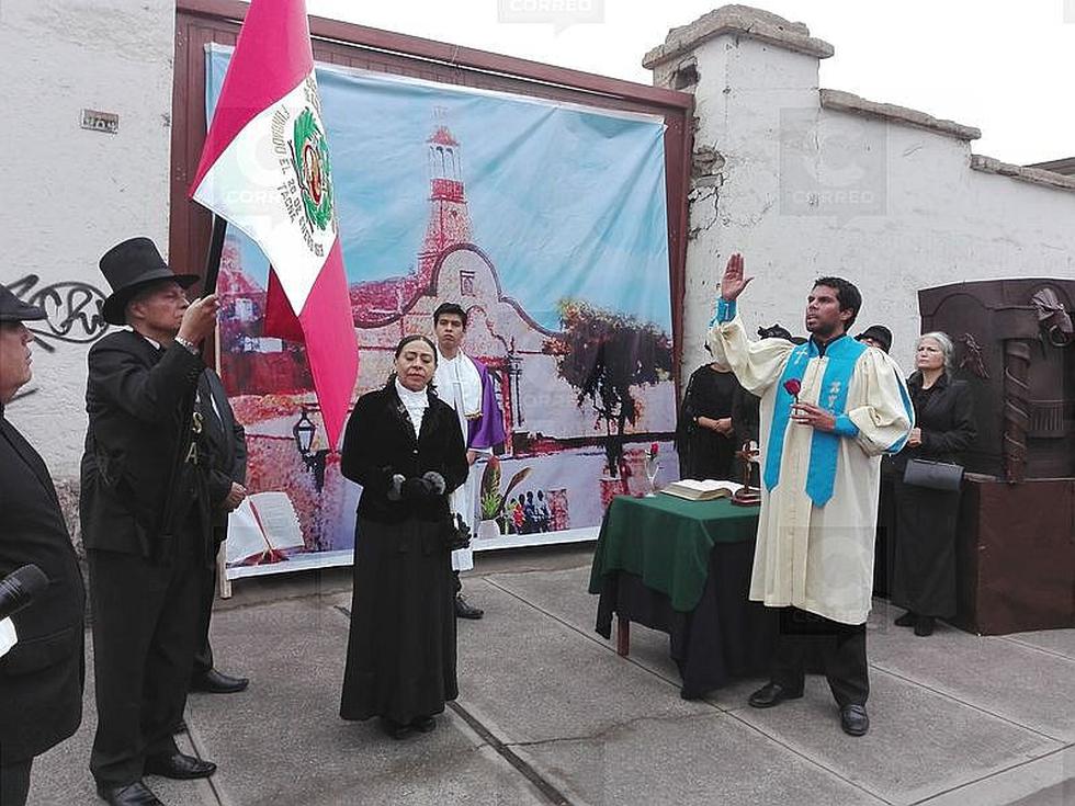 Procesión de la bandera en silencio y luto en Tacna