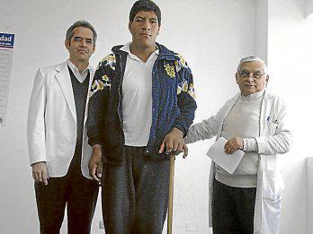 Salud de  "gigante" se resquebraja