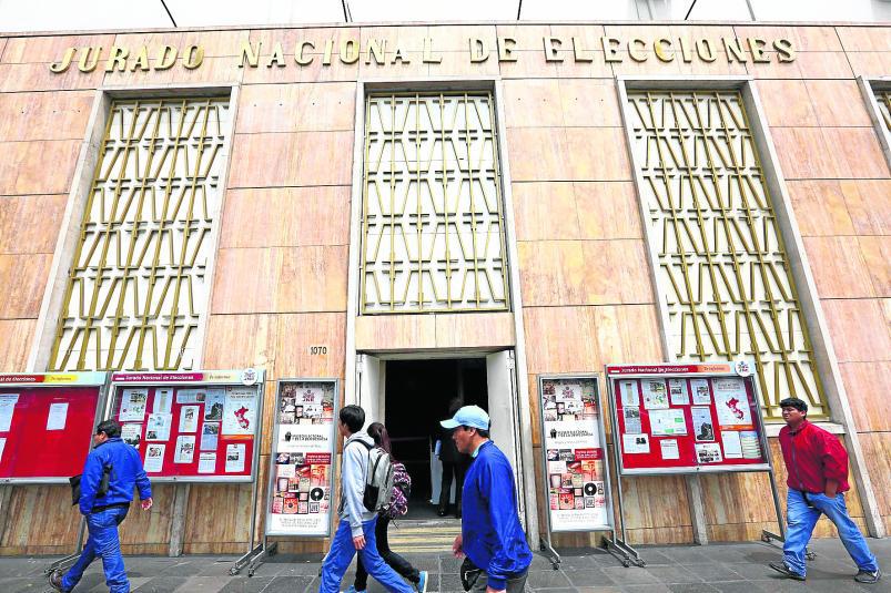 JNE pide documentos sobre la sentencia contra Wilfredo Oscorima y Víctor De la Cruz