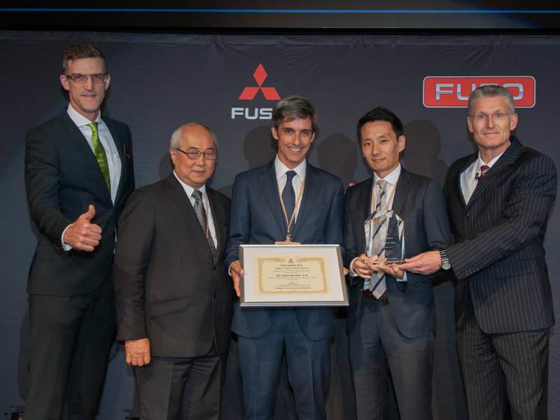 MC Autos Perú recibe premio internacional